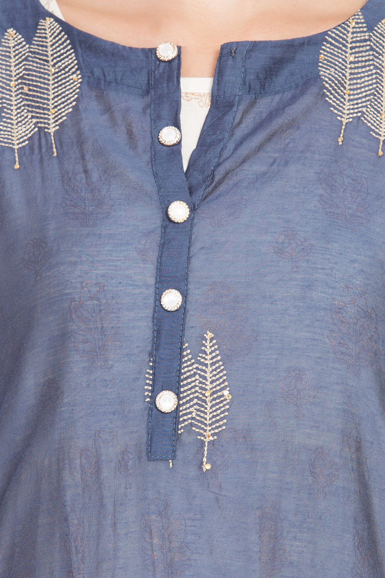 Women Kaantha Work Ethnic Kurta