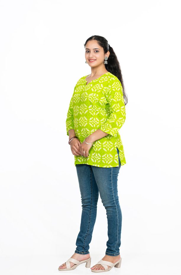 Shusha Kapda Women's Green Printed Cotton Top | Casual 3/4 Sleeve Straight Fit Kurti Top - Image 4