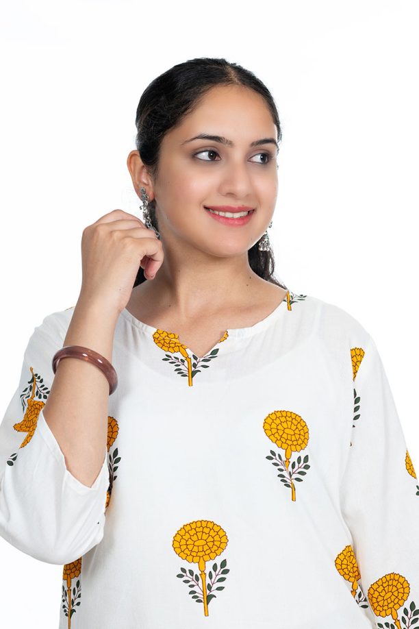 Shusha Kapda Women's White Floral Printed Rayon Top | Casual 3/4 Sleeve Straight Fit Kurti Top - Image 5